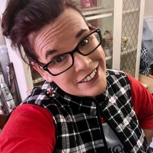 Meet your Posher, Katina